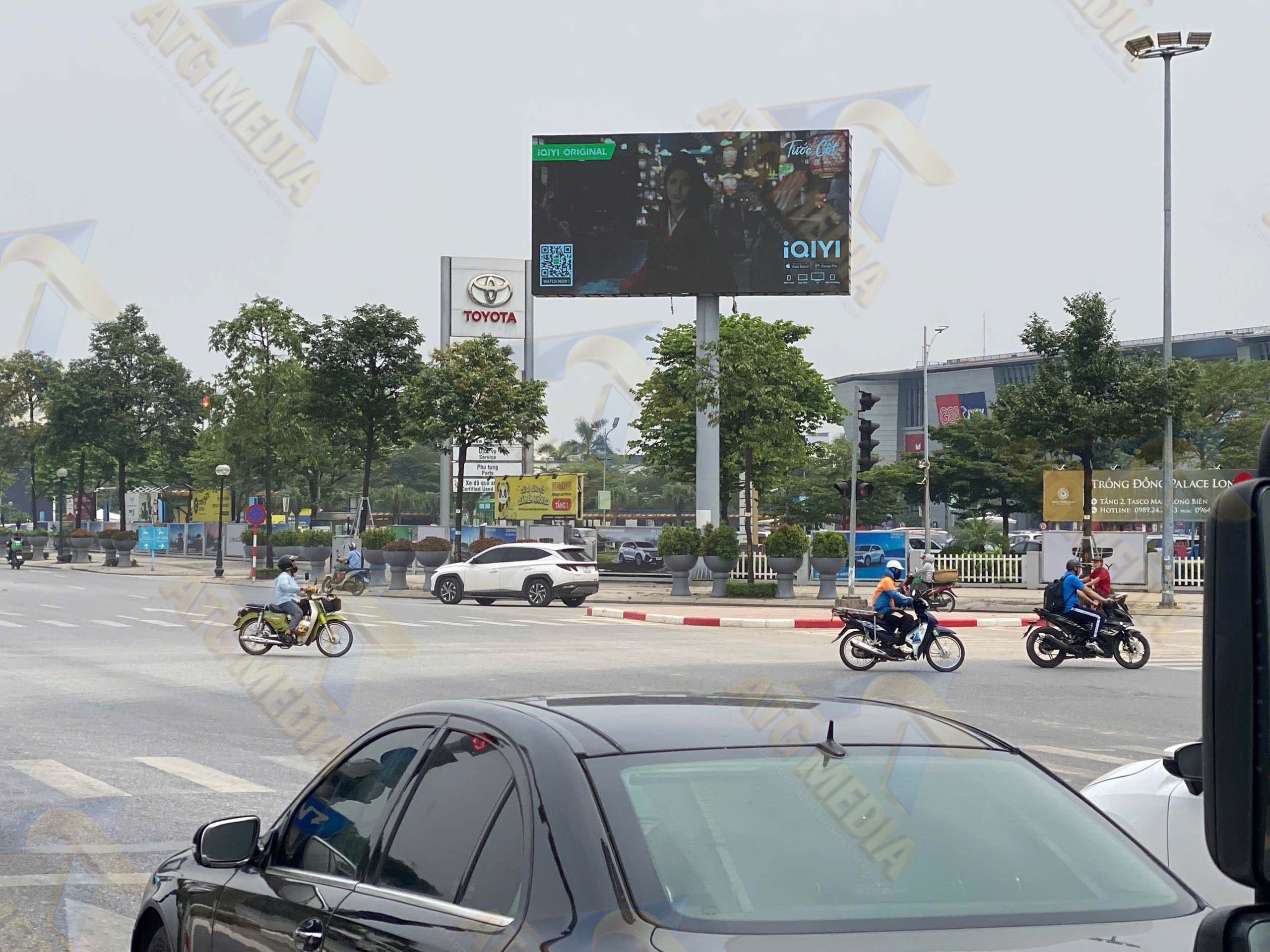Hệ thống màn hình DOOH được triển khai tại các vị trí có khả năng tiếp cận cao