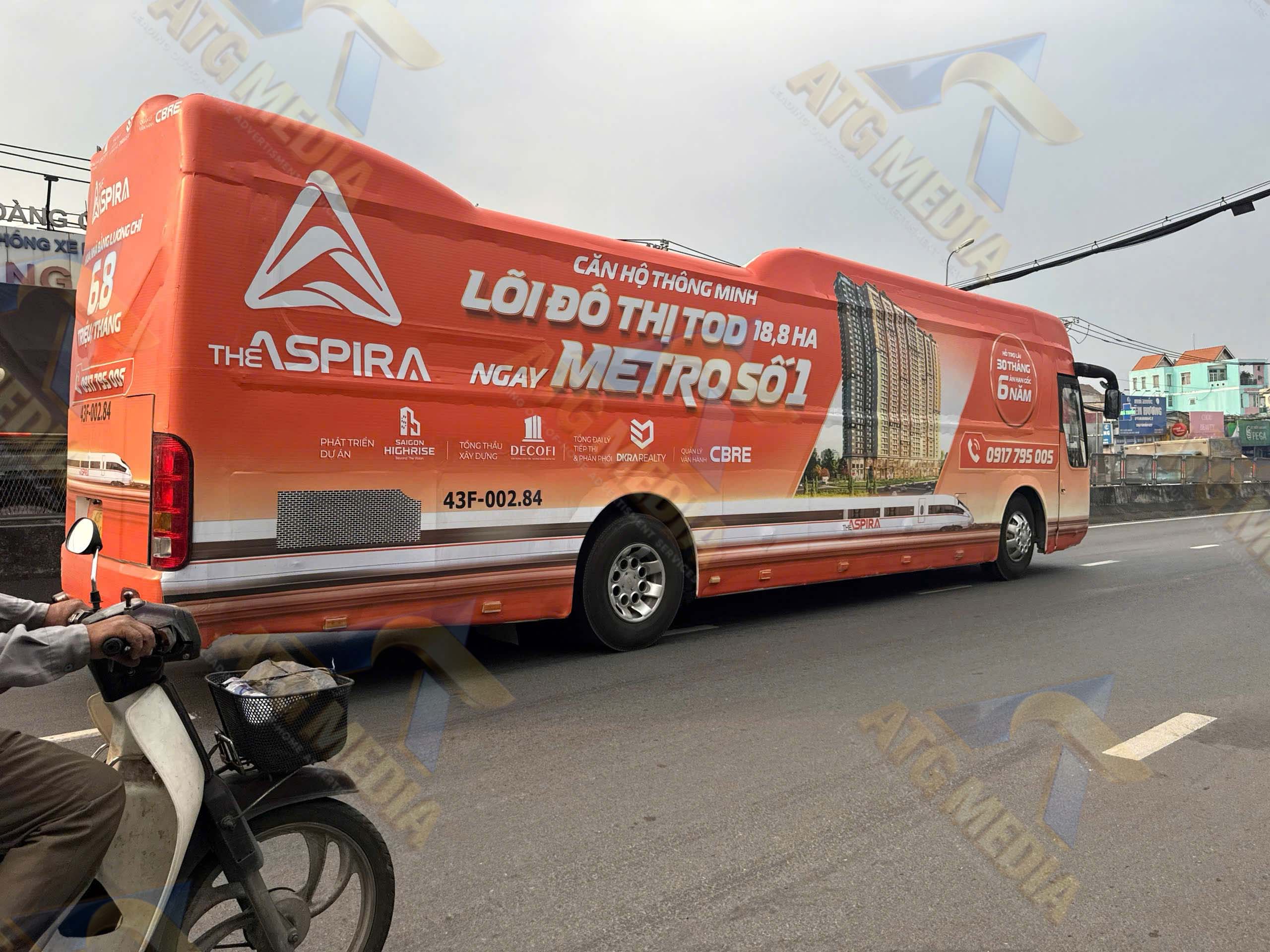 Các Hình Thức Quảng Cáo OOH Phổ Biến Hiện Nay 4 quảng cáo xe bus